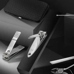 19 in 1 Stainless Steel Manicure Set For Foot Fitting Set Professional Pedicure Kit Nail Scissors Grooming Kit with Leather Travel Case for Women and Men