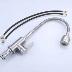 304 Stainless Steel Cold and Hot Water Kitchen Faucet Kitchen Mixers Kitchen Sink Tap 360 Degree Swivel Flexible Hose Basin Faucet
