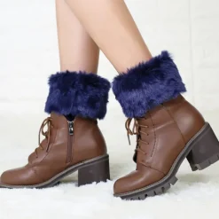 Autumn and Winter Short Style Cuffed Plush Insulation Socks and Boots Cover for Women's Knitted Wool Leg Protectors