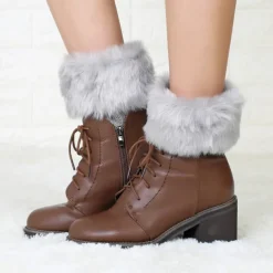 Autumn and Winter Short Style Cuffed Plush Insulation Socks and Boots Cover for Women's Knitted Wool Leg Protectors