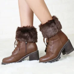 Autumn and Winter Short Style Cuffed Plush Insulation Socks and Boots Cover for Women's Knitted Wool Leg Protectors