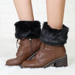 Autumn and Winter Short Style Cuffed Plush Insulation Socks and Boots Cover for Women's Knitted Wool Leg Protectors