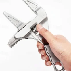 Bathroom Adjustable Wrench, 16-68mm Mini Adjustable Wrench, Small Space Multifunctional Aluminum Wrench, Bathroom Pipe Nut Removal Tool
