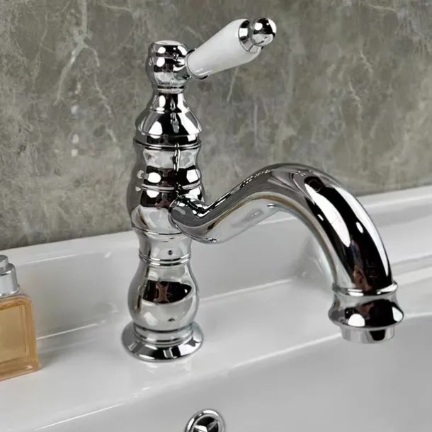 Bathroom Faucet Sink Mixer Basin Taps Deck Mounted, Washroom Vessel Water Brass Tap Single Handle One Hole Golden Chrome