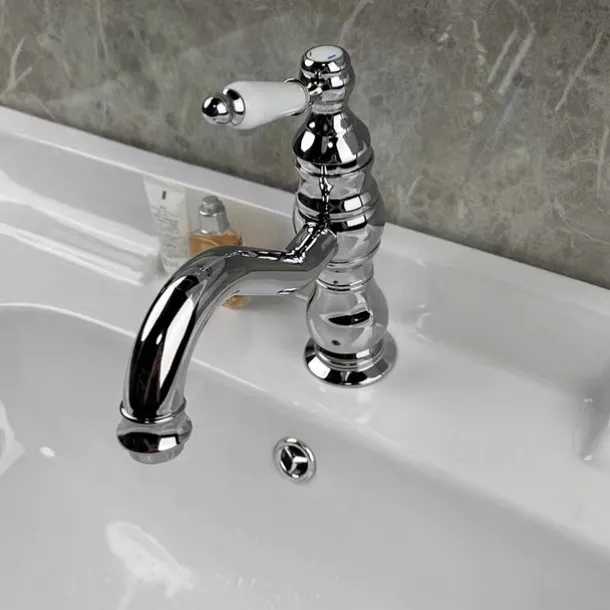 Bathroom Faucet Sink Mixer Basin Taps Deck Mounted, Washroom Vessel Water Brass Tap Single Handle One Hole Golden Chrome