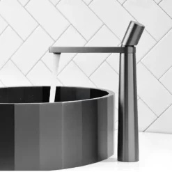 Bathroom Sink Faucet - Classic Electroplated Mount Outside Single Handle One HoleBath Taps