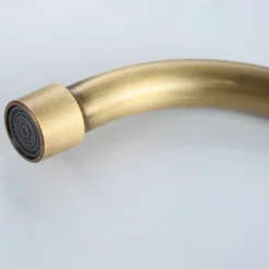 Bathroom Sink Faucet - Classic Antique Brass Mount Outside Single Handle One HoleBath Taps