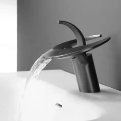 Bathroom Sink Faucet - Classic / Waterfall Electroplated Mount Outside Single Handle One HoleBath Taps