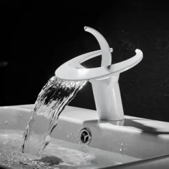 Bathroom Sink Faucet - Classic / Waterfall Electroplated Mount Outside Single Handle One HoleBath Taps