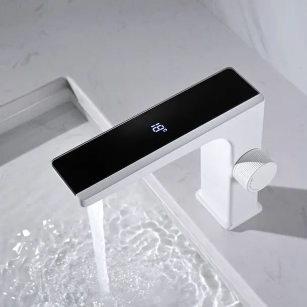 Bathroom Sink Faucet - Classic Chrome / Gun Grey Electroplated / Black / Whiete Painted Finishes Centerset Single Handle One HoleBath Temperature Display Taps