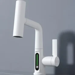 Bathroom Sink Faucet - Rotatable / Pull out / LED Electroplated / Painted Finishes Centerset Single Handle One HoleBath Taps