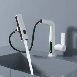 Bathroom Sink Faucet - Rotatable / Pull out / LED Electroplated / Painted Finishes Centerset Single Handle One HoleBath Taps