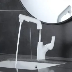 Bathroom Sink Faucet - Rotatable / Pull out Chrome / Electroplated / Painted Finishes Centerset Single Handle One HoleBath Taps