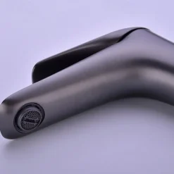 Bathroom Sink Faucet - Single Chrome / Brushed / Electroplated Centerset Single Handle One HoleBath Taps / Brass