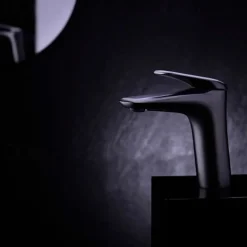 Bathroom Sink Faucet - Single Chrome / Brushed / Electroplated Centerset Single Handle One HoleBath Taps / Brass