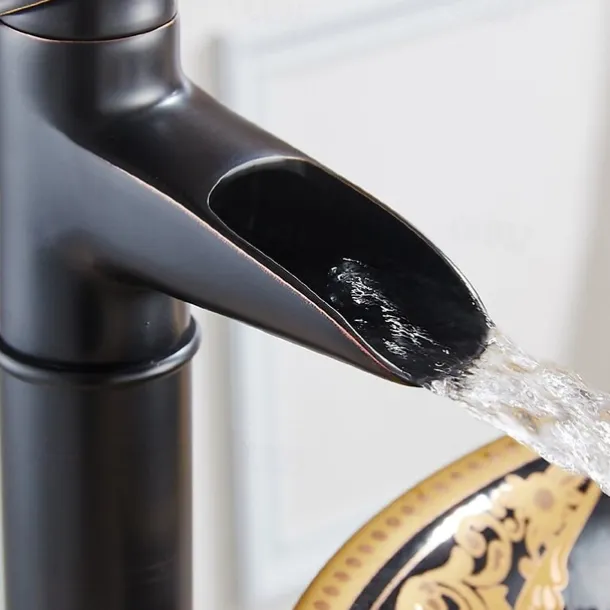 Bathroom Sink Faucet - Thermostatic / Widespread Oil-rubbed Bronze Vessel Single Handle One HoleBath Taps