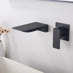 Bathroom Sink Faucet - Wall Mount / Waterfall Painted Finishes Wall Mounted Single Handle Two HolesBath Taps