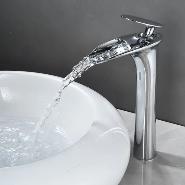 Bathroom Sink Faucet - Waterfall Electroplated / Painted Finishes Centerset Single Handle One HoleBath Taps