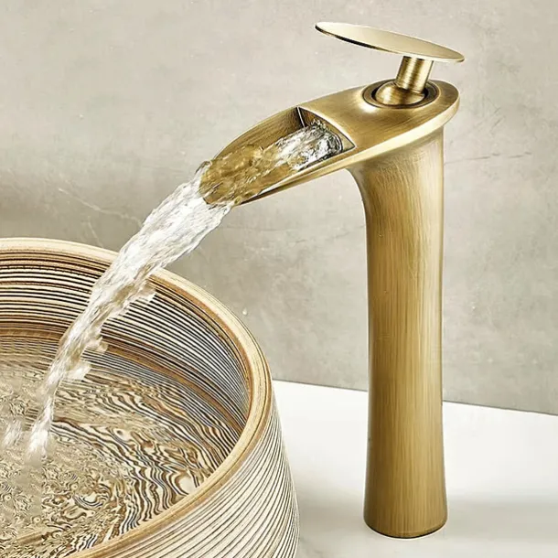 Bathroom Sink Faucet - Waterfall Electroplated / Painted Finishes Centerset Single Handle One HoleBath Taps