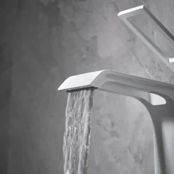 Bathroom Sink Faucet - Waterfall Electroplated / Painted Finishes Centerset Single Handle One HoleBath Taps