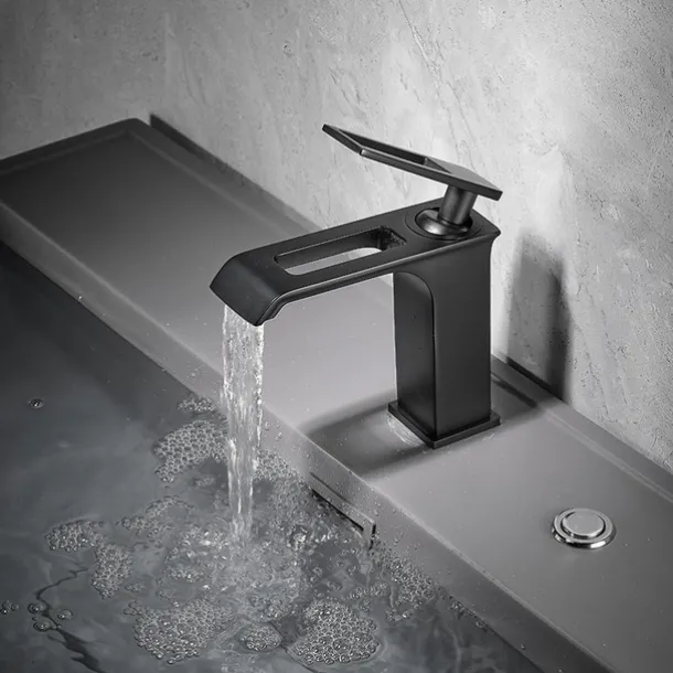 Bathroom Sink Faucet - Waterfall Electroplated / Painted Finishes Centerset Single Handle One HoleBath Taps