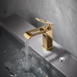 Bathroom Sink Faucet - Waterfall Electroplated / Painted Finishes Centerset Single Handle One HoleBath Taps