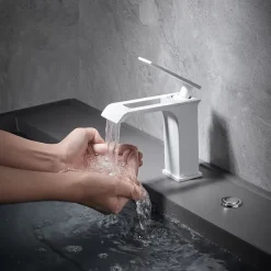 Bathroom Sink Faucet - Waterfall Electroplated / Painted Finishes Centerset Single Handle One HoleBath Taps