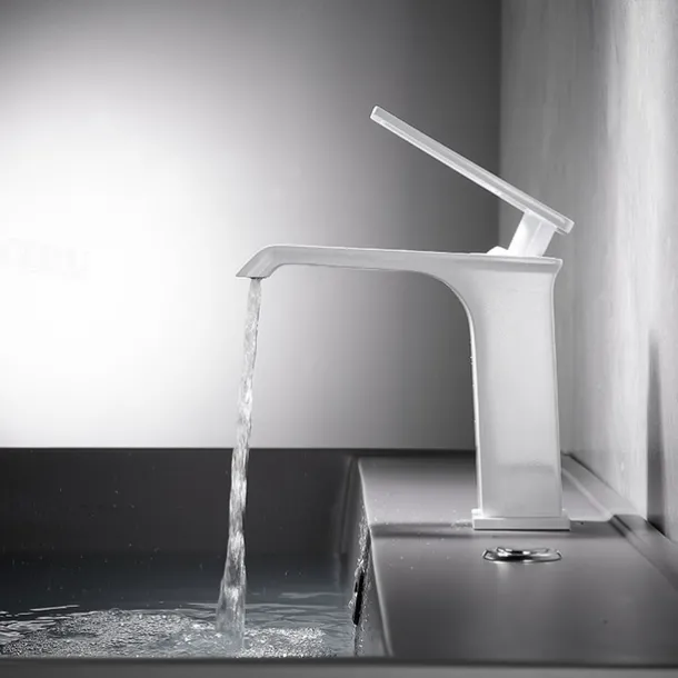 Bathroom Sink Faucet - Waterfall Electroplated / Painted Finishes Centerset Single Handle One HoleBath Taps