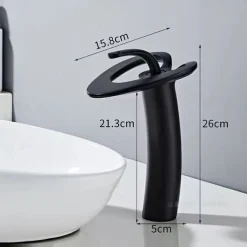 Bathroom Sink Faucet - Waterfall Chrome / Nickel Brushed / Electroplated Centerset Single Handle One HoleBath Taps