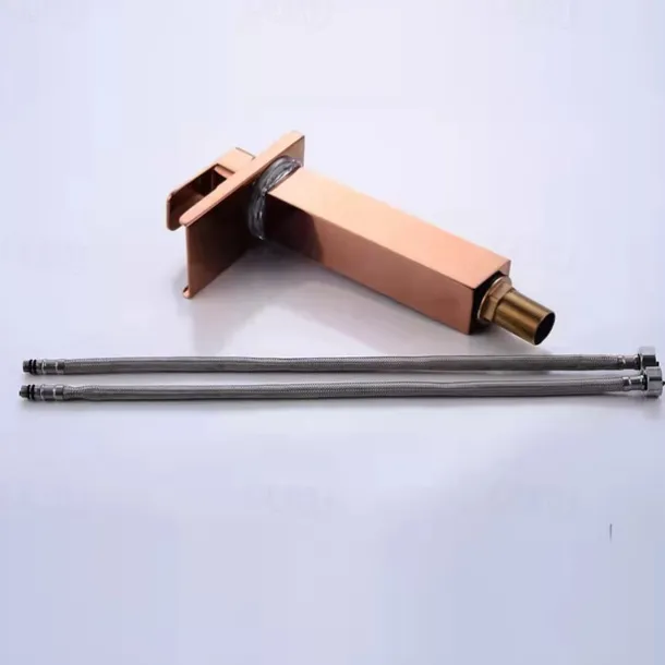 Bathroom Sink Faucet - Waterfall Chrome Centerset Single Handle One HoleBath Taps / Brass