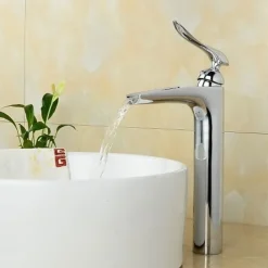 Bathroom Sink Faucet - Waterfall Chrome Centerset Single Handle One HoleBath Taps