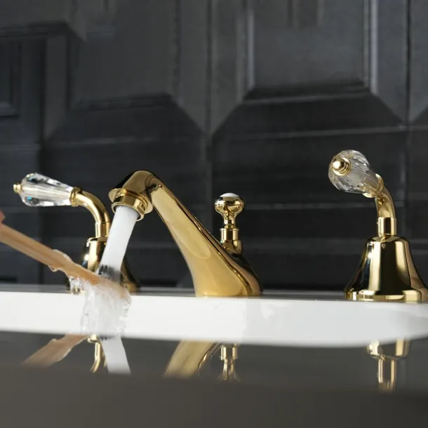 Bathroom Sink Faucet - Widespread Electroplated Widespread Two Handles Three HolesBath Taps