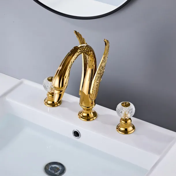 Bathroom Sink Faucet - Widespread Electroplated Widespread Two Handles Three HolesBath Taps