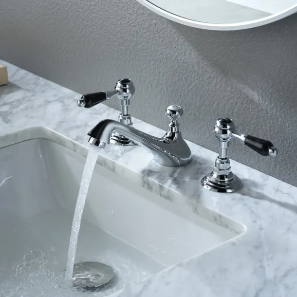 Bathroom Sink Faucet - Widespread Electroplated Widespread Two Handles Three HolesBath Taps