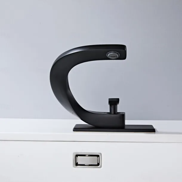 Bathroom Sink Faucet Electroplated Modern Brass Single Handle One Hole Cold And Hot Water Available Centerset Mount Lavatory Bathroom Vanity Faucet