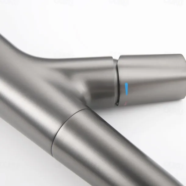 Bathroom Sink Faucet with Pull Out Spray,Brass Liftable 3-modes Electroplated / Painted Finishes Centerset Single Handle One Hole Lavatory Rotating Spout for Cold and Hot Water Bath Taps