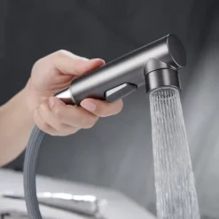 Bathroom Sink Faucet with Pull Out Spray,Brass 3-modes Electroplated / Painted Finishes Centerset Single Handle One Hole Lavatory Rotating Spout for Cold and Hot Water Bath Taps