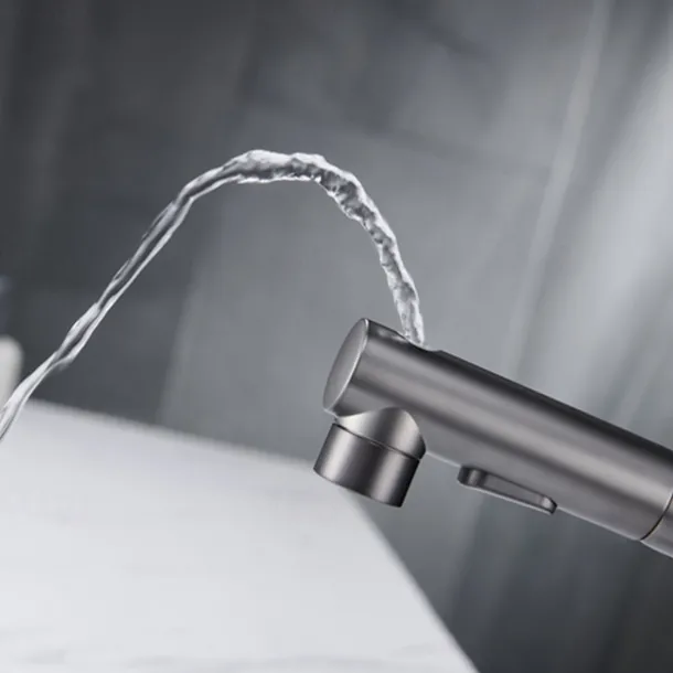 Bathroom Sink Faucet with Pull Out Spray,Brass 3-modes Electroplated / Painted Finishes Centerset Single Handle One Hole Lavatory Rotating Spout for Cold and Hot Water Bath Taps