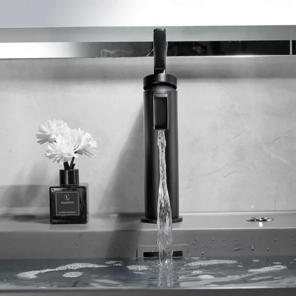 Bathroom Sink Faucet,Black Bathroom Faucet,Brass Single Handle One Hole Gun Shape Bath Taps(Black/Grey/Chrome/Golden)