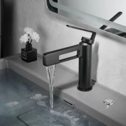 Bathroom Sink Faucet,Black Bathroom Faucet,Brass Single Handle One Hole Gun Shape Bath Taps(Black/Grey/Chrome/Golden)