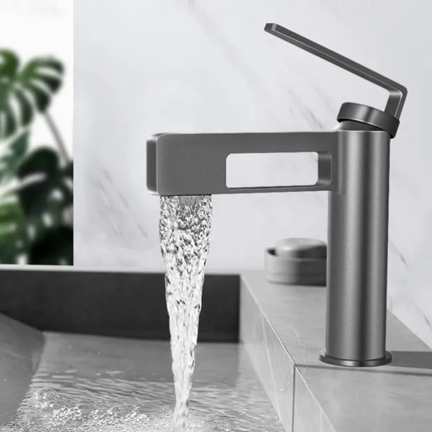 Bathroom Sink Faucet,Black Bathroom Faucet,Brass Single Handle One Hole Gun Shape Bath Taps(Black/Grey/Chrome/Golden)