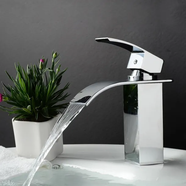 Bathroom Sink Faucet,Brass Single Handle One Hole Silvery Waterfall Concise Style Chrome Centerset Bath Taps