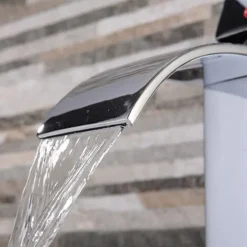 Bathroom Sink Faucet,Brass Single Handle One Hole Silvery Waterfall Concise Style Chrome Centerset Bath Taps