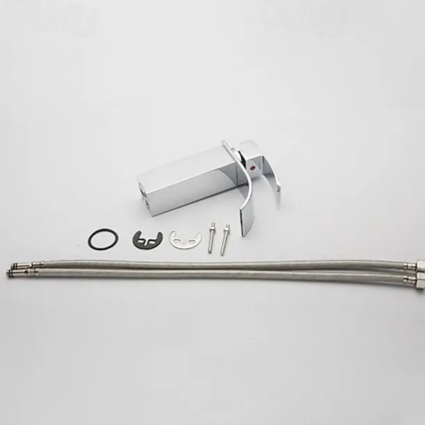 Bathroom Sink Faucet,Brass Single Handle One Hole Silvery Waterfall Concise Style Chrome Centerset Bath Taps