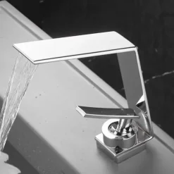 Bathroom Sink Faucet,Waterfall Brass Single Handle One Holes Bath Tap with Hot and Cold Switch