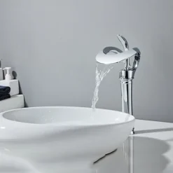 Black Bathroom Sink Mixer Faucet Waterfall Spout, Brass Basin Taps Single Handle One Hole Vessel Bathroom Tap with Hot and Cold Switch Golden Grey Chrome