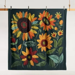 Botanical Floral Duvet Cover Set - Includes Duvet Cover and Pillowcases - Elegant Nature-Inspired Design - Soft and Comfortable Fabric - Perfect for Bedroom Decor