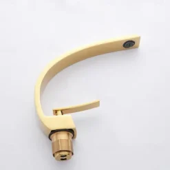Brass Bathroom Sink Mixer Faucet, Silvery Single Handle One Hole Basin Taps Chrome Finish Bathroom Faucet with Hot and Cold Water