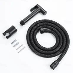 Brass Single Hole Bidet Painted Finishes Black Toilet Handheld Bidet Sprayer Self-Cleaning Contemporary Clean Spray Gun