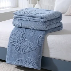 Butterfly Tuff Velvet Bed Blanket - Luxuriously Soft and Elegant - Intricate Butterfly Design for a Touch of Nature - Cozy and Warm for All-Season Comfort - High-Quality, Durable Velvet Fabric